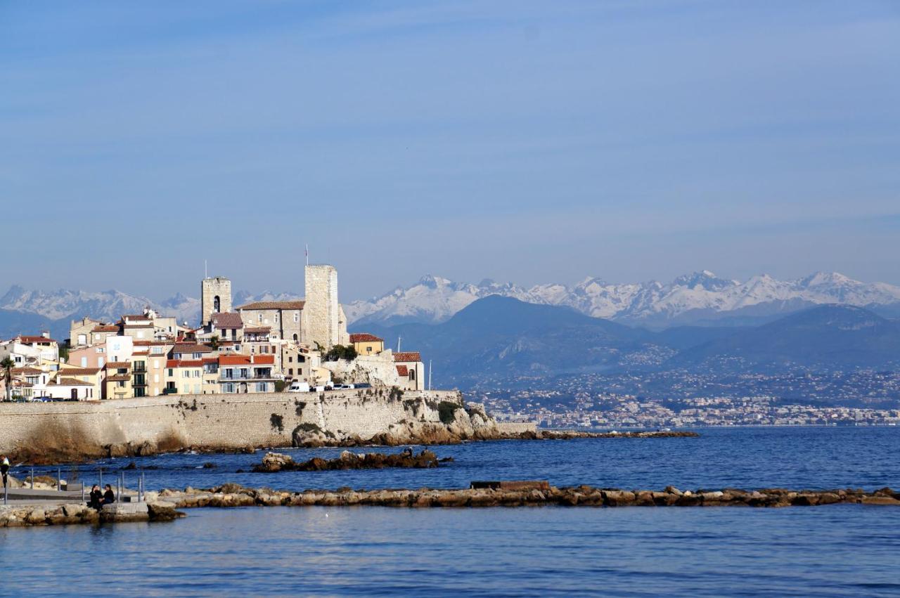 Crew Lighthouse Antibes Exterior foto